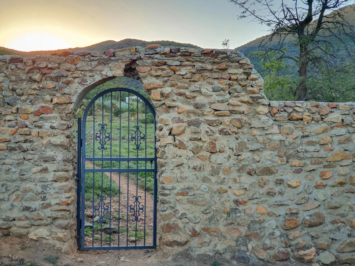 Berluda Farmhouse And Cottages Oudtshoorn Exterior foto